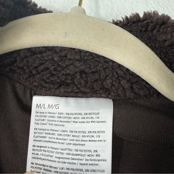 Lululemon teddy half zip Cozy Brown Sherpa Pullover size M/L - Picture 9 of 9